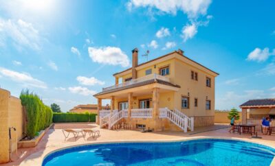 Villa Chaparral Family