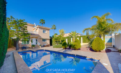 Luxury Quesada Villa